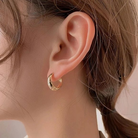 *NEW 925 Sterling Silver Round Hoop Earrings - Picture 5 of 7